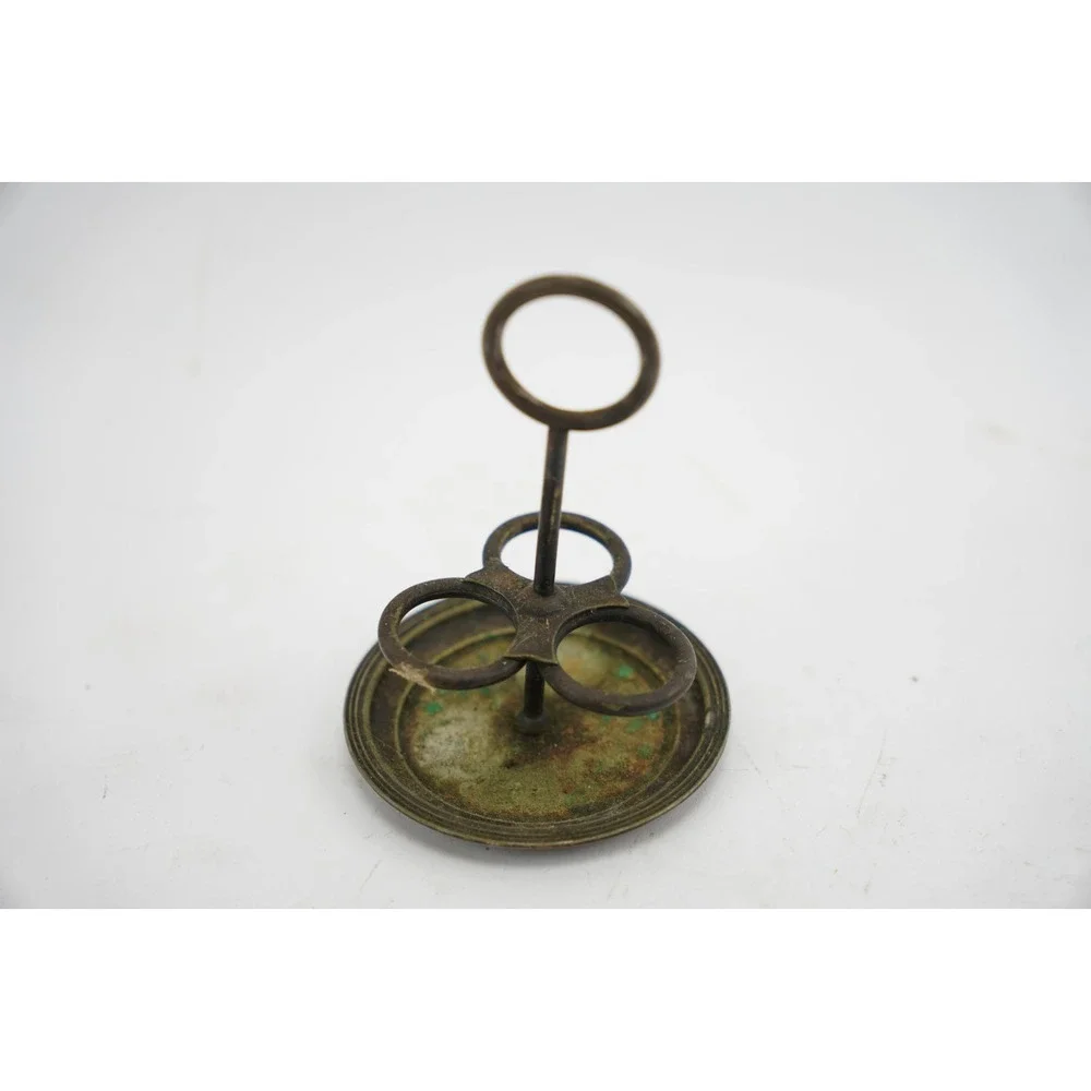 Antique Albert Pick & Co Salt Pepper Shaker Set with Metal Holder 3650
